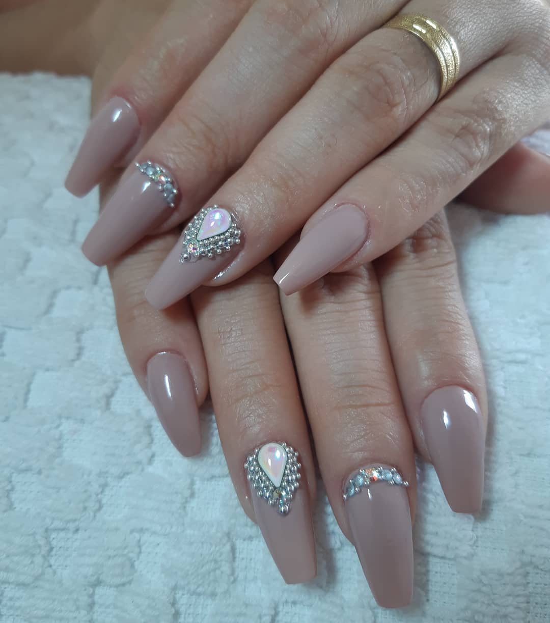 Unhas decoradas nude 60 ideias incríveis do tom que combina tudo