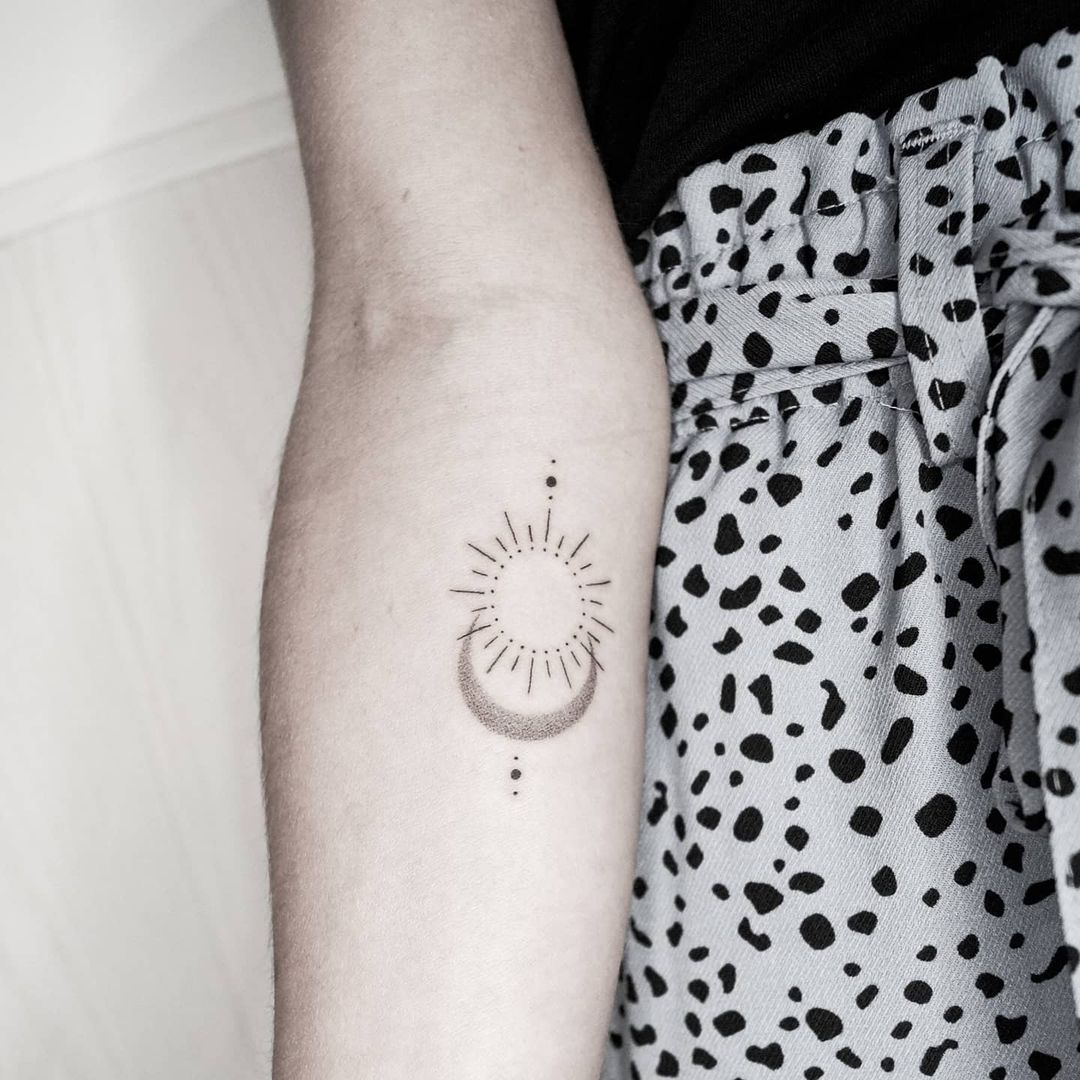 Tatuagem De Sol E Lua Ideias Que V O Te Encantar