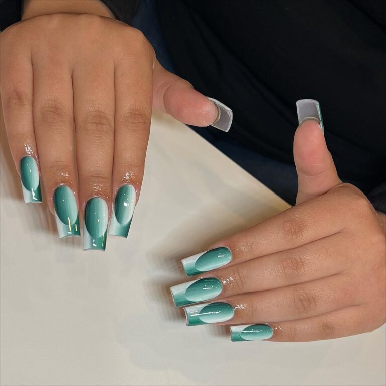 Unhas de gel decoradas opções diferenciadas e elegantes