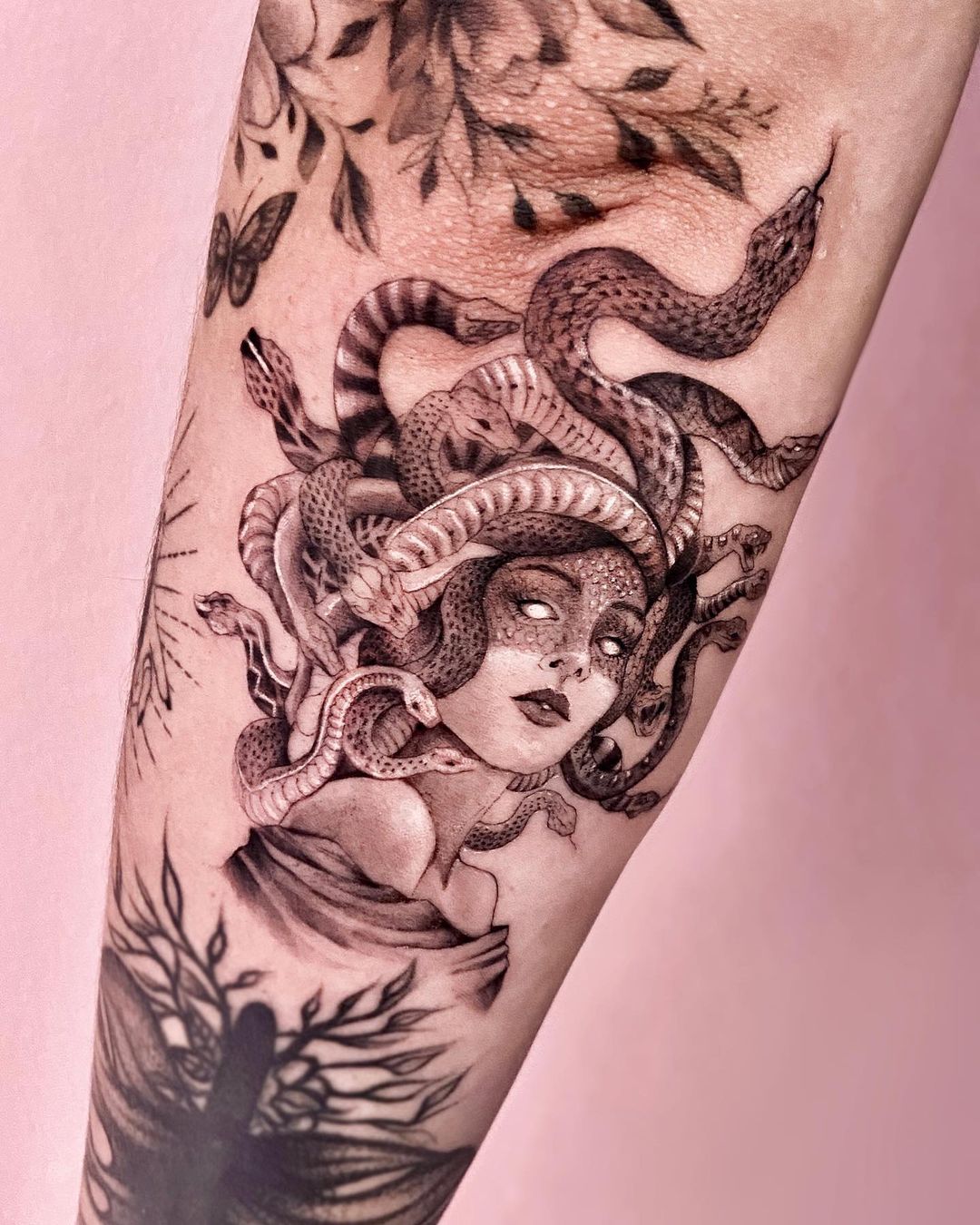 Tatuagem De Medusa 50 Ideias Incríveis Para Tatuar Sua Pele 