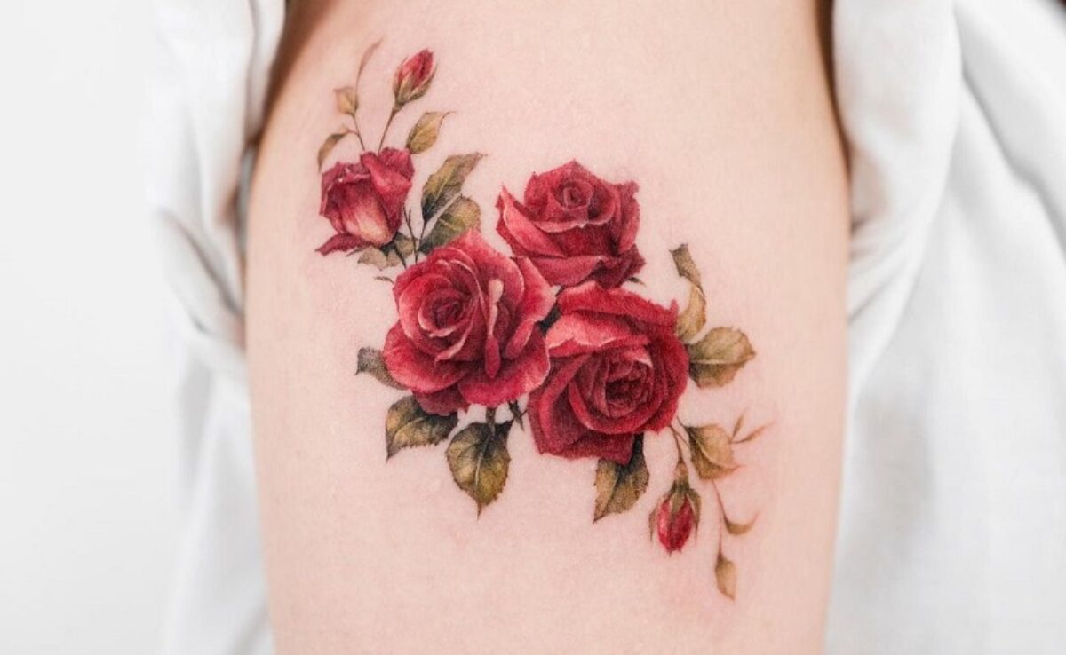 Tatuagem de flor: 70 ideias para usar como inspiração