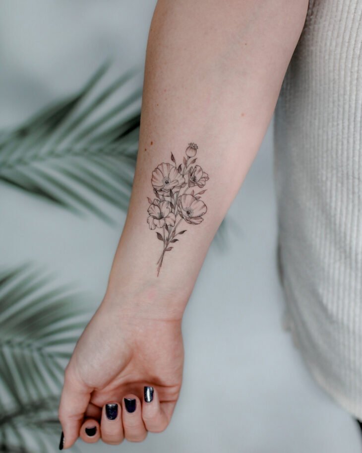 Tatuagem no pulso: 65 fotos para usar como inspiração